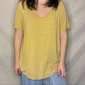 🤍 yellow stripped t shirt scoop neck 🤍